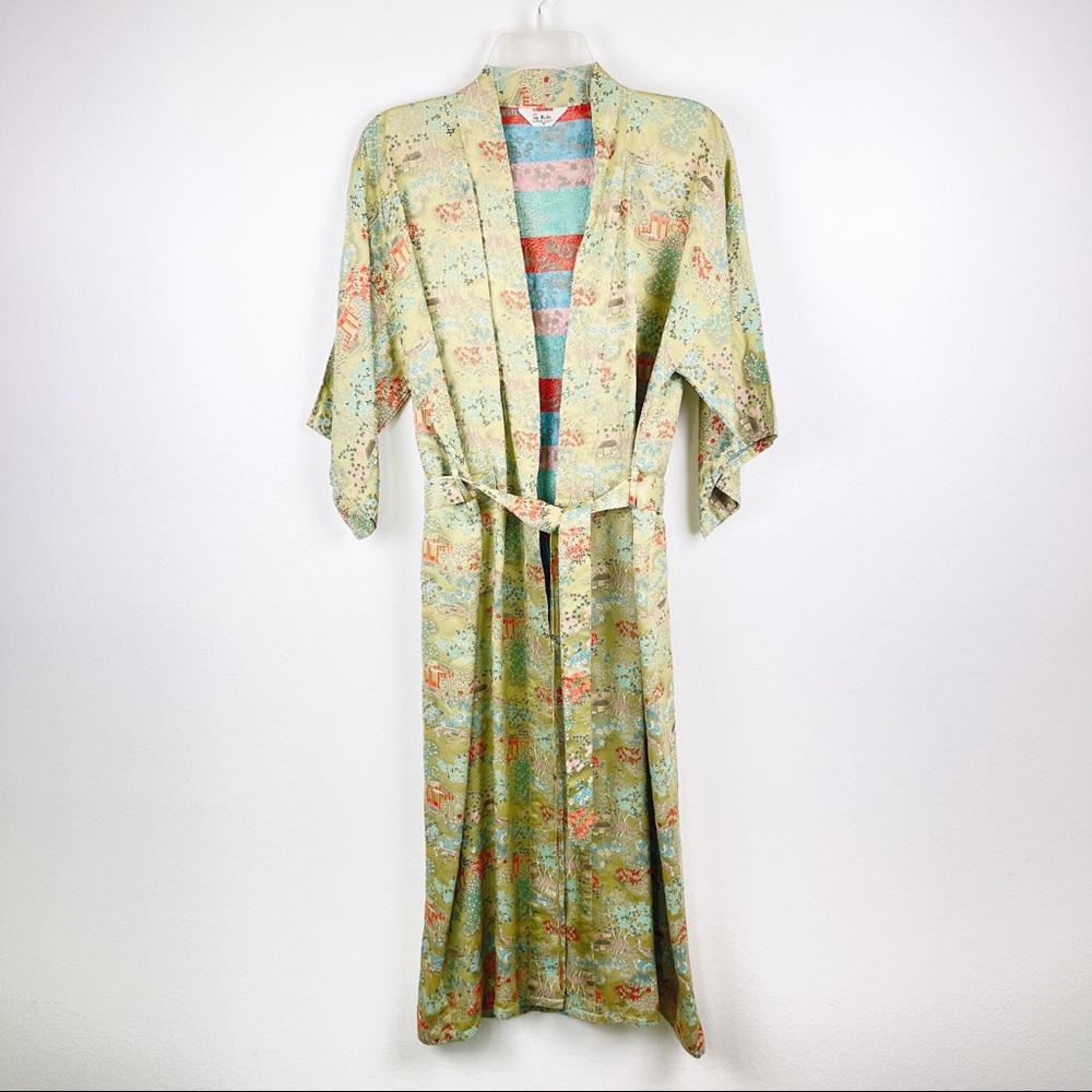 Vintage Asian Inspired Jacquard Kimono Robe